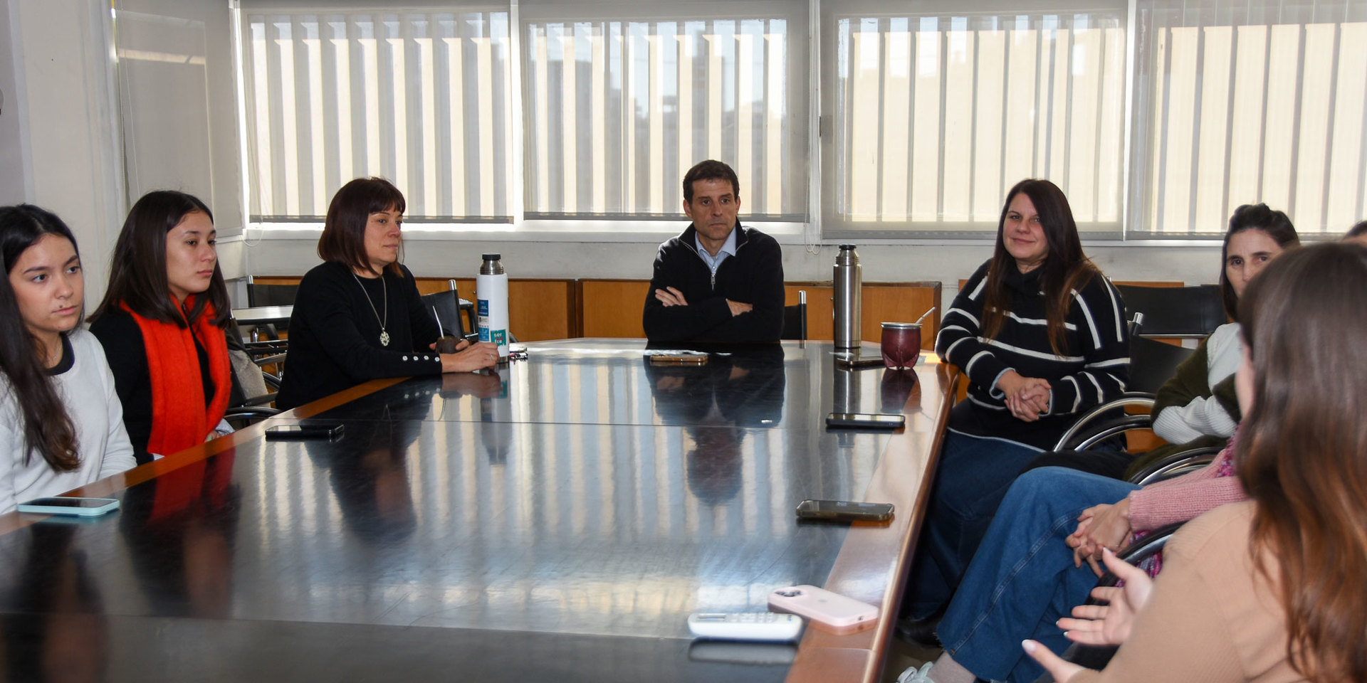 El Decano recibió a estudiantes distinguidos en ADENAG 2025
