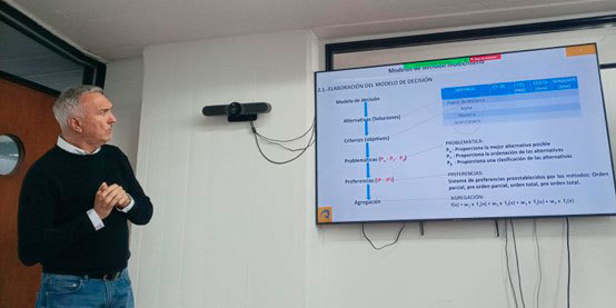 Visita del Profesor Roberto Rendeiro Martín-Cejas, de la Universidad de Las Palmas de Gran Canaria, España
