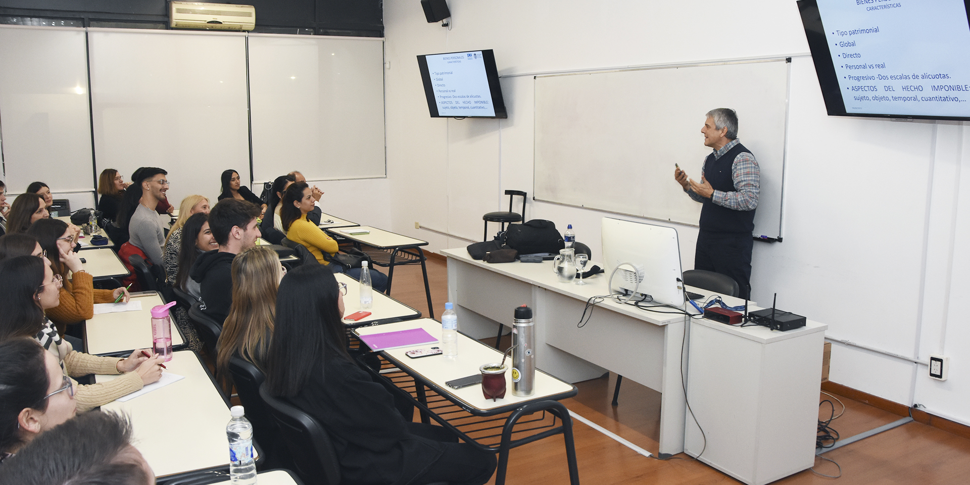 La actividad organizada por el Departamento de Contabilidad se realizó el martes 6 de junio a las 19hs. en el Aula C de la Facultad de Ciencias Económicas UNLP.